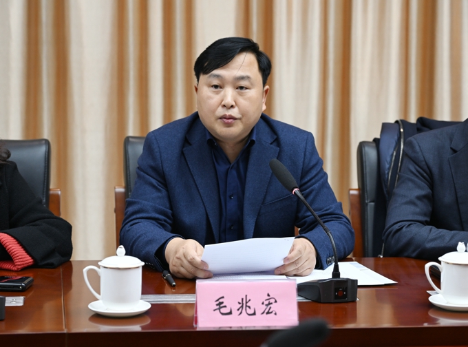 无锡市高校院所统战工作联盟滨湖组调研座谈会在世界杯官网召开4.jpg