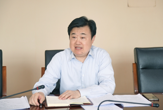 世界杯官网召开2024年5月党委理论学习中心组(扩大)学习会2.jpg