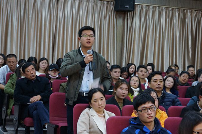 2026世界杯官方合作网站举行十九大精神宣讲报告会6.JPG