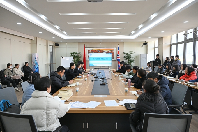 江苏省科协调研宣传部副部长杨冬生莅临世界杯官网作专题报告1.jpg