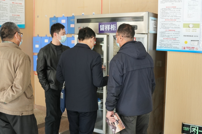 教育厅校园安全检查组来世界杯官网检查指导秋季校园安全工作6.jpg