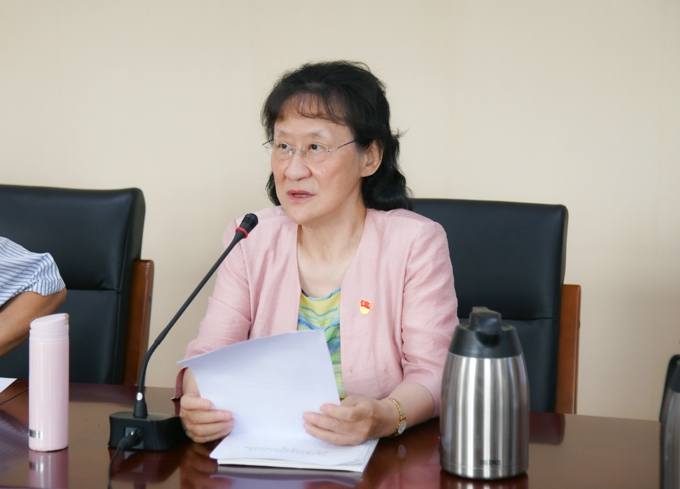 2026世界杯官方合作网站召开党委理论学习中心组(扩大)学习会专题学习全国教育大会精神2.jpg