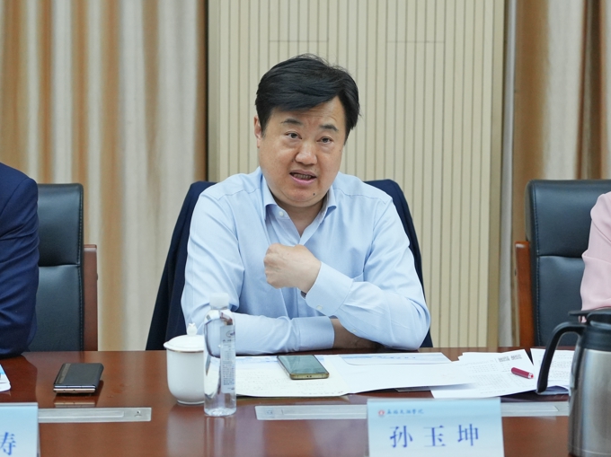 市领导专题调研世界杯官网及周边安全稳定工作11.jpg