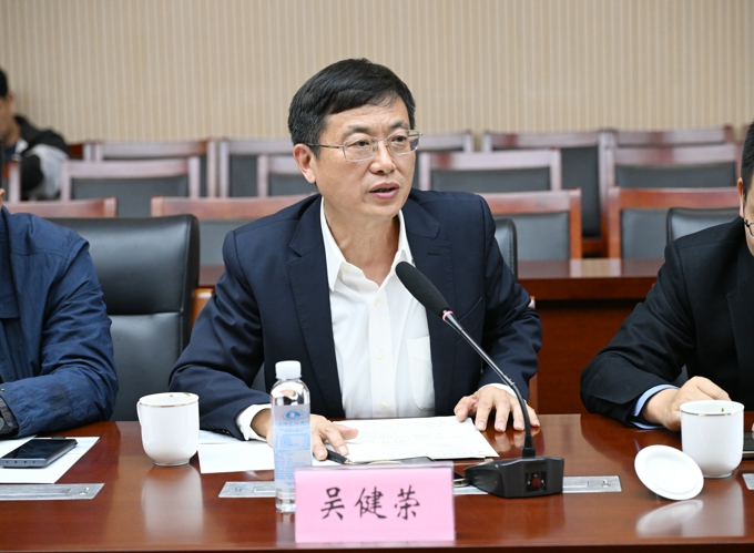 无锡市社科联主席李明新一行来校调研8.jpg