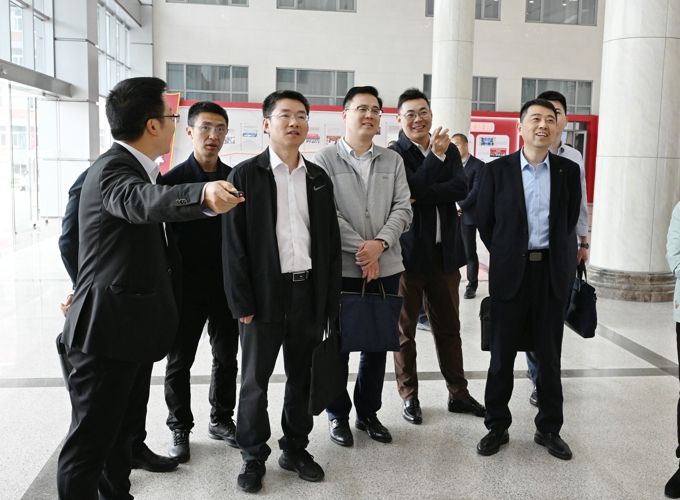 省高质量平安校园建设考评组来校开展现场考评8.jpg