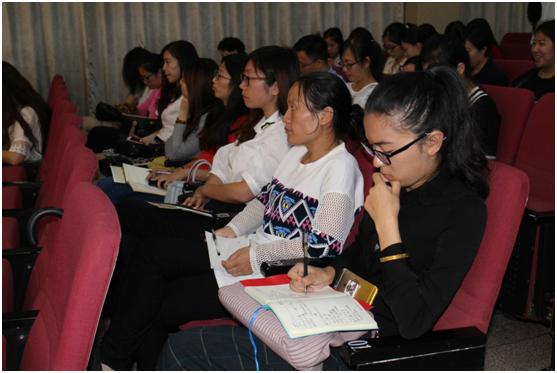 世界杯官网2016—2017学年第一学期学生工作会议成功召开3.png