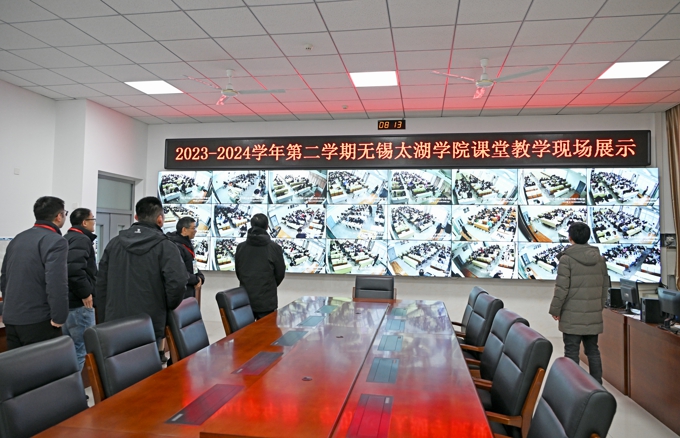 校领导深入教学一线检查新学期开学第一课7.jpg