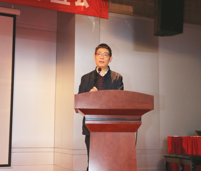 党委副书记丁涛作重要讲话.jpg