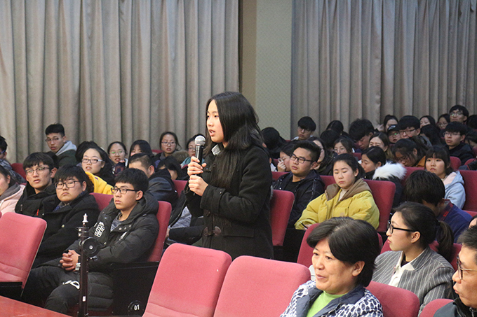 太湖学院师生聆听5位女企业家创业故事