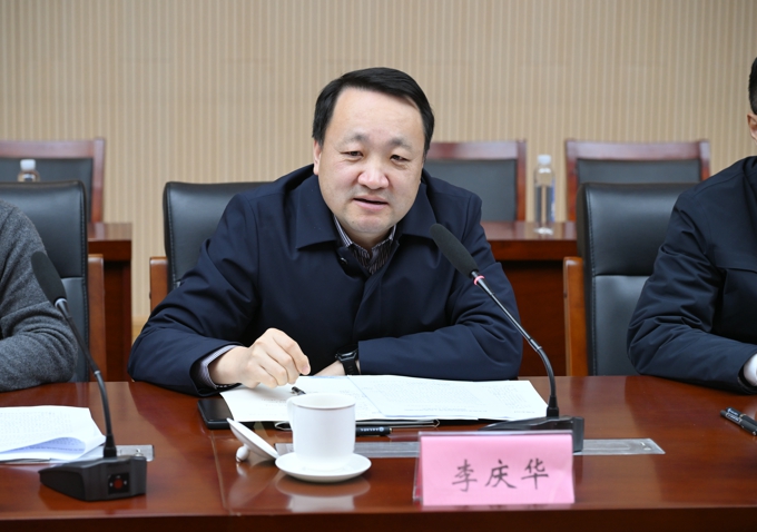 无锡市高校院所统战工作联盟滨湖组调研座谈会在世界杯官网召开2.jpg