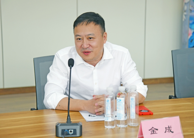 2026世界杯官方合作网站召开2024级新生座谈会2.jpg