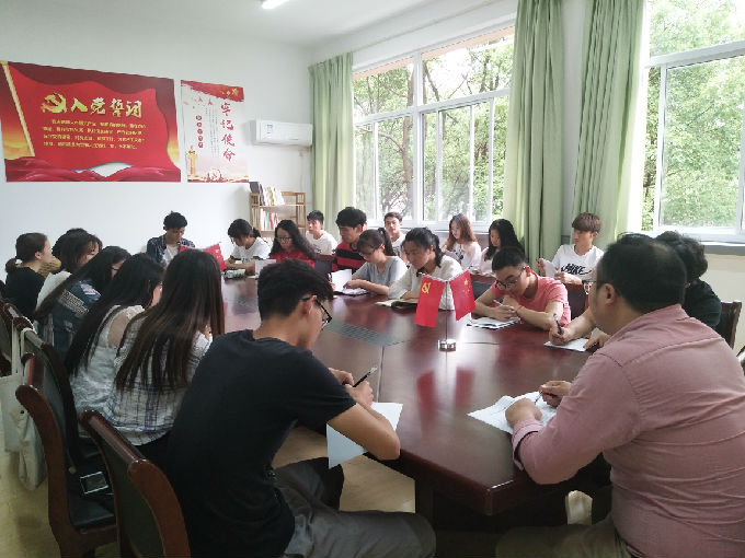 QQ图片20180525194254.jpg