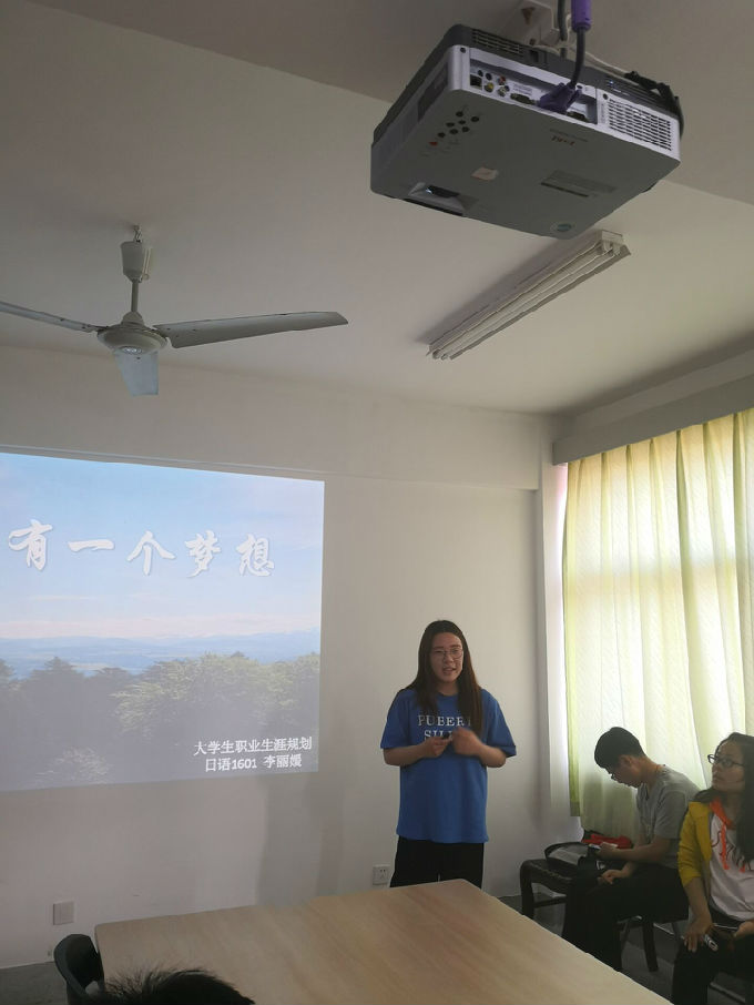 微信图片_20180505100000.jpg