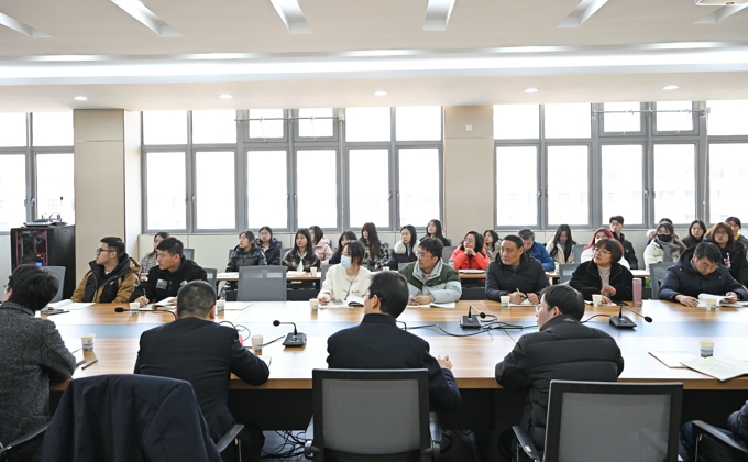 江苏省科协调研宣传部副部长杨冬生莅临世界杯官网作专题报告5.jpg