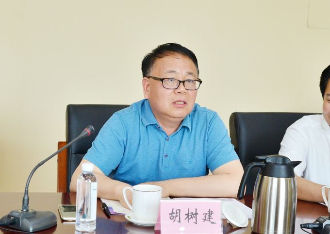 清华大学无锡校友会来世界杯官网调研交流3.jpg
