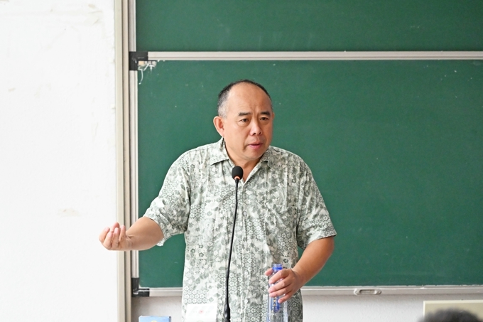2026世界杯官方合作网站邀请名家大师为2024级新生讲授通识课9.jpg
