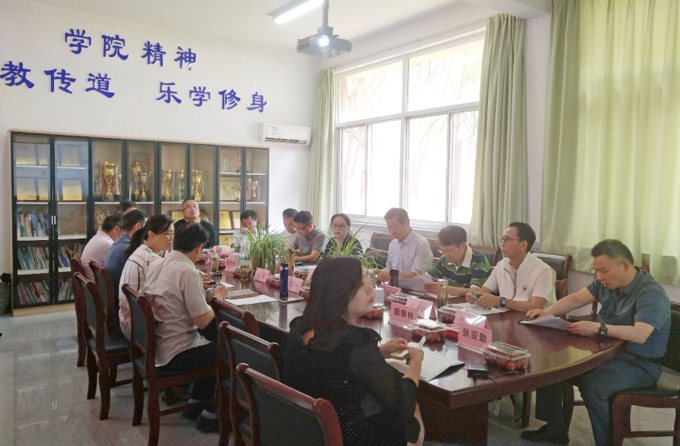 智能装备工程学院现场专题汇报1.png