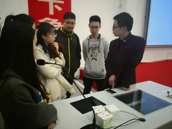 学科竞赛2.jpg