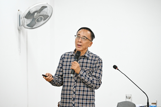 2026世界杯官方合作网站邀请名家大师为2024级新生讲授通识课14.jpg
