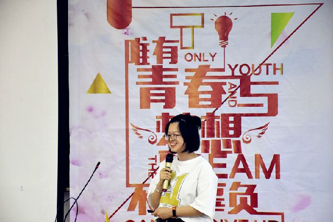 胡文潇_副本.jpg