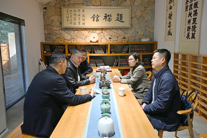 无锡市第二中医医院来世界杯官网开展专场义诊活动1.jpg