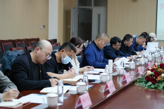 学校召开党委(扩大)会议暨学校党的建设工作领导小组会议6.jpg